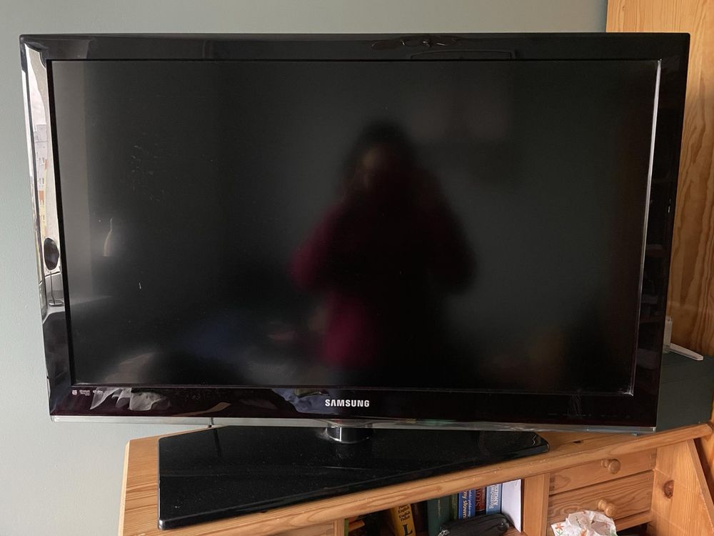 Telewizor LCD Samsung LE37c530P7W 37" czarny full hd