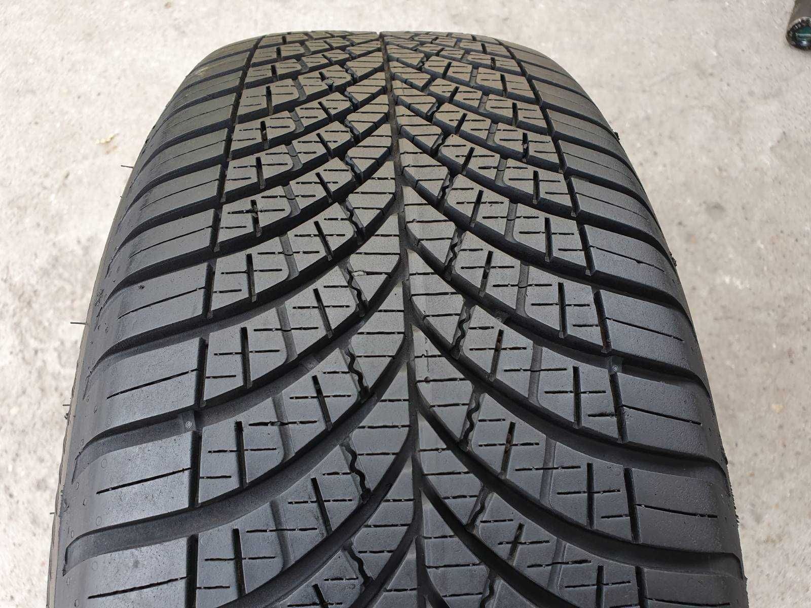 2x Goodyear Vector 4Seasons Gen 3  215/55r17  7mm