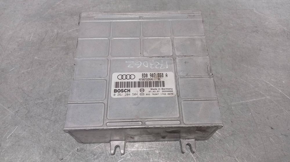 CENTRALINA DO MOTOR UCE AUDI A4