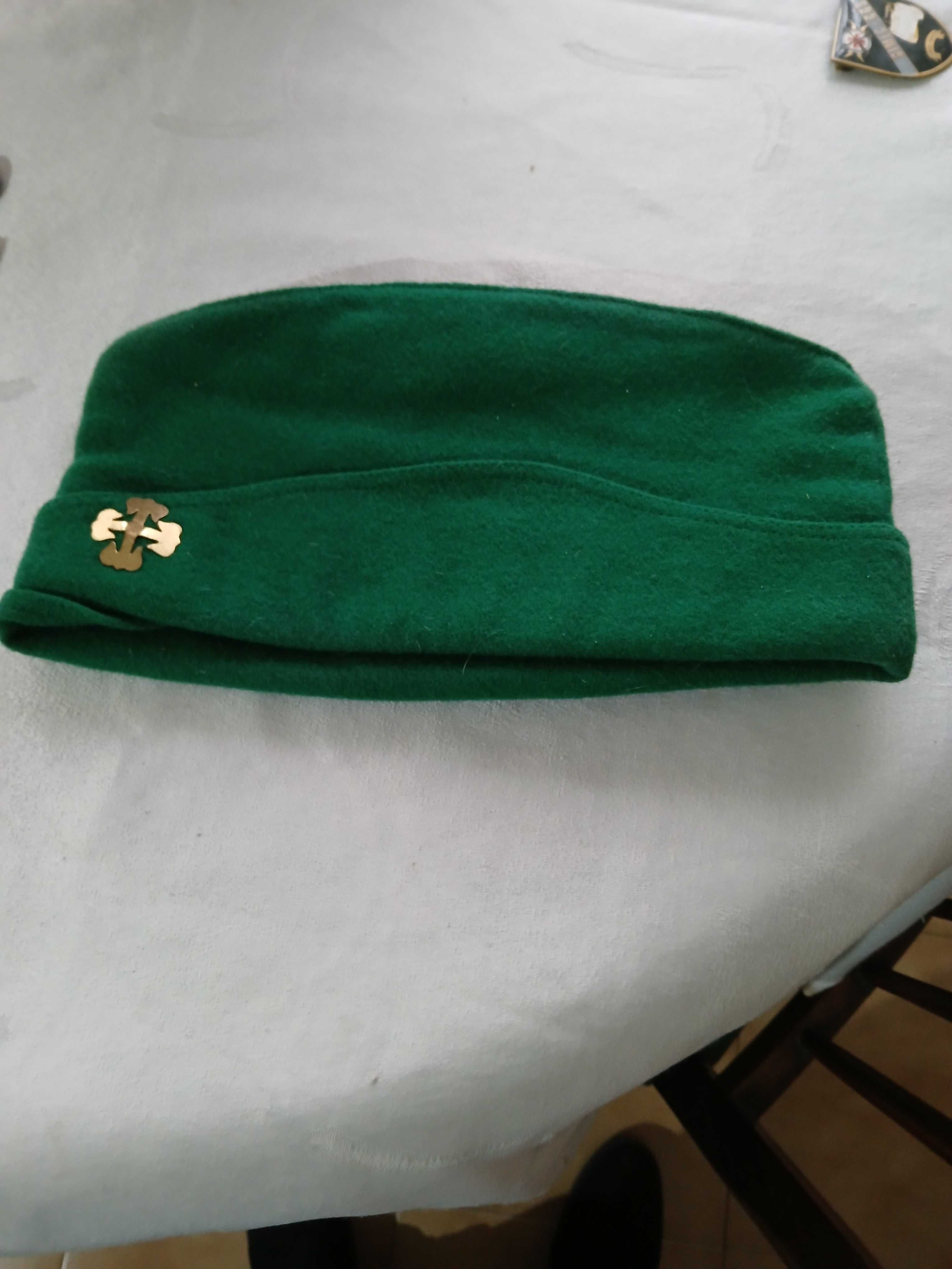 MILITAR-chapéu militar d tempo do ultramar +bivaque  legião portuguesa