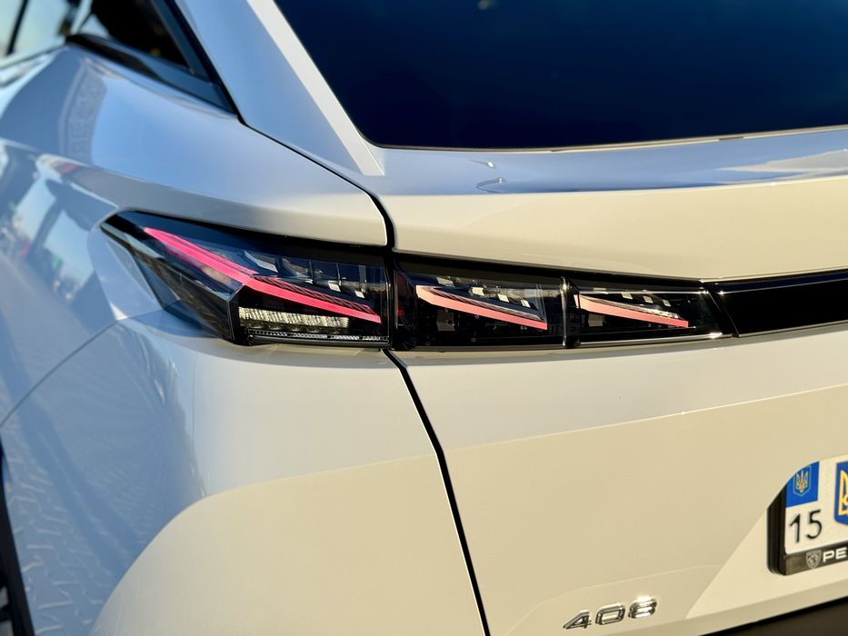 Продам Peugeot 408 GT-Line 2023 года