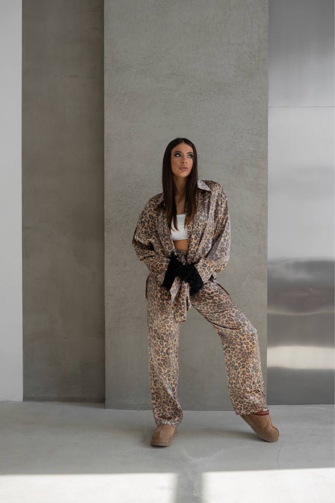 Жіночий костюм двійка Лео Кристал сорочка + штани зі знімним пір!ям
