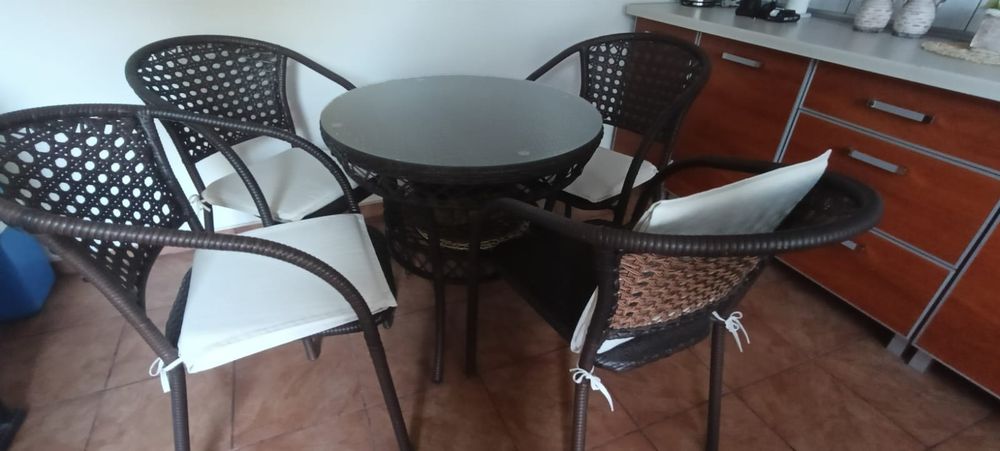 Sprzedam piękny zestaw tarasowy stan idealny