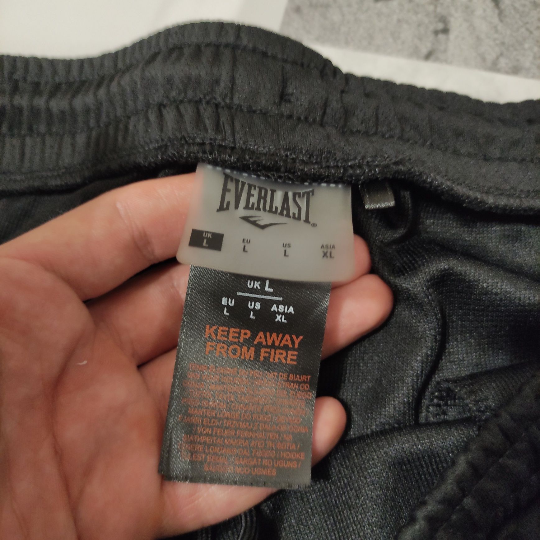 Шорти Everlast з карманами чоловічі спортивні