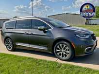 Chrysler Pacifica Hybrid Pinnacle/3.6L/Auto Sprawdzone