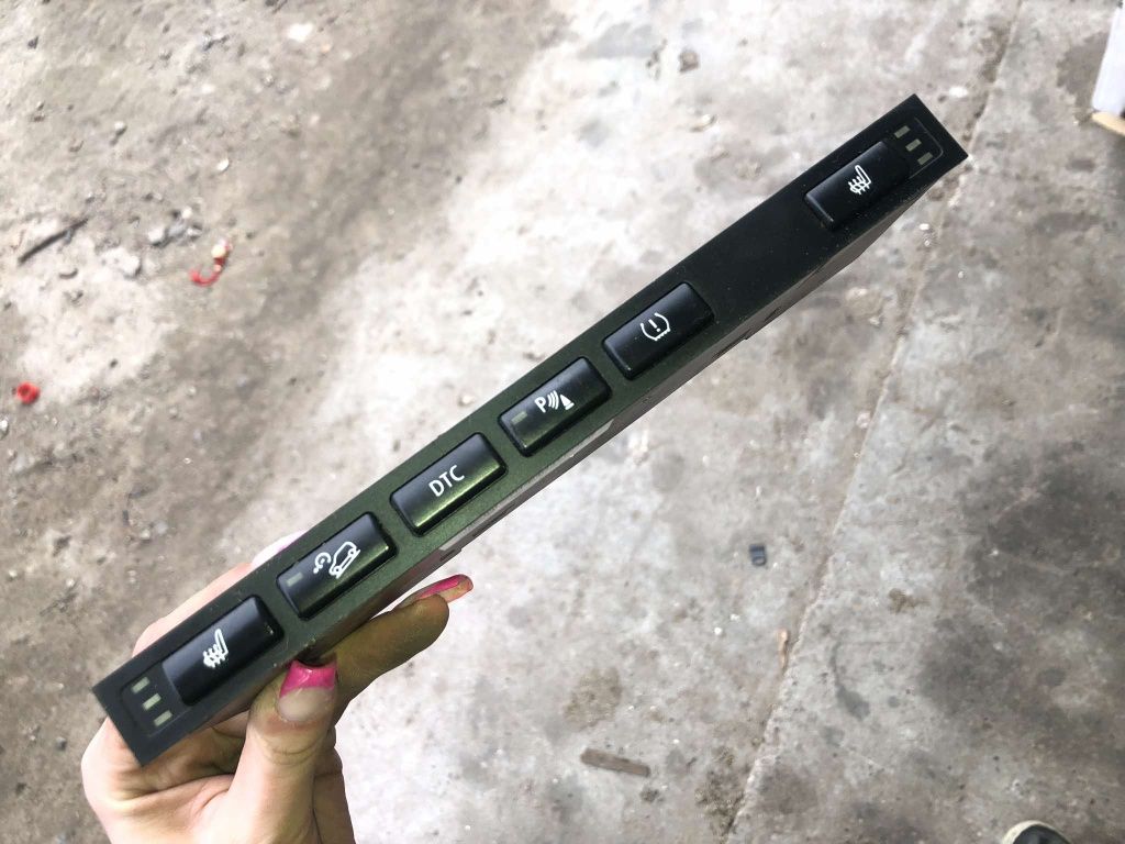 Panel grzanych foteli bmw x3 e83