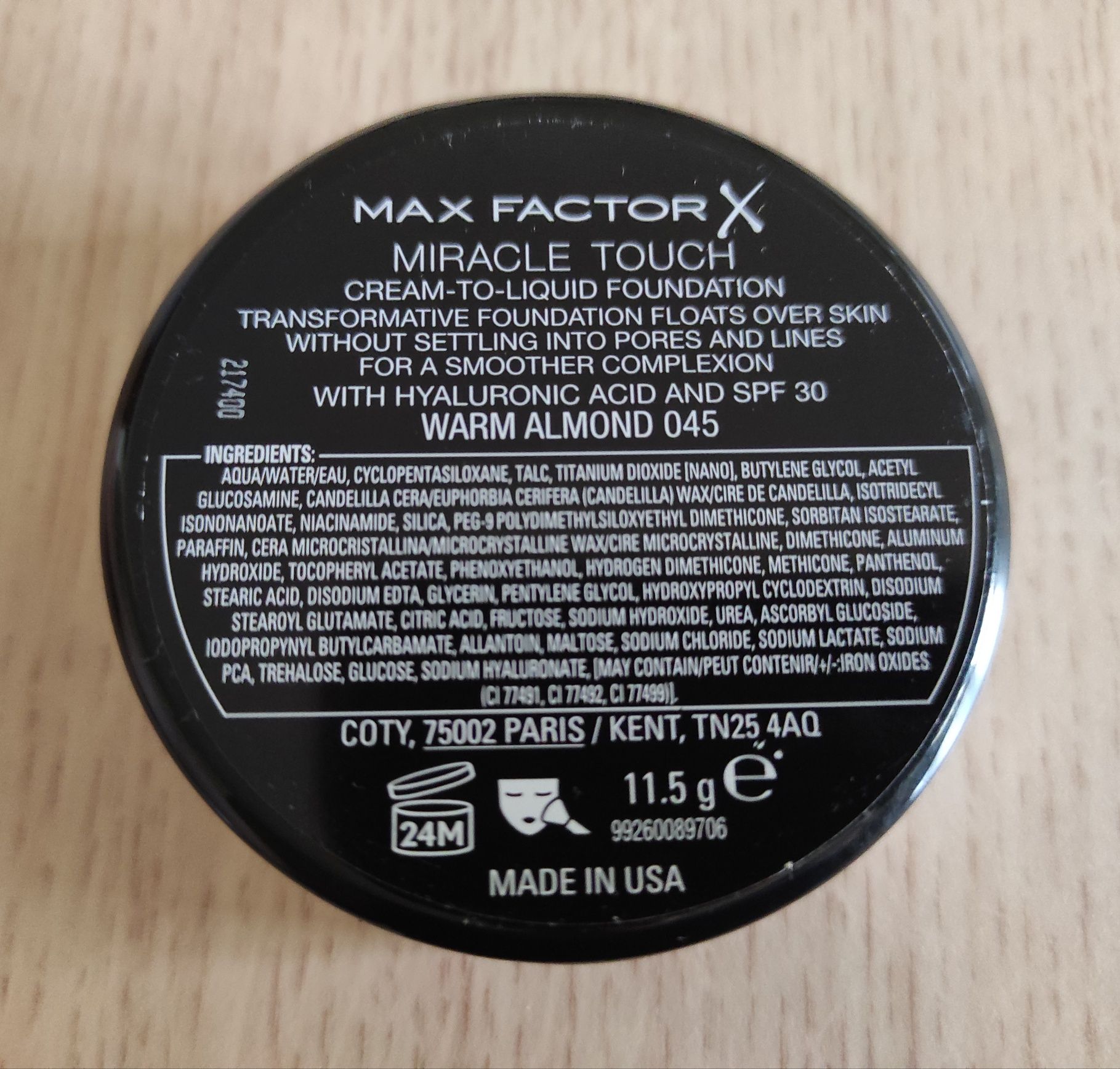 Max factor miracle touch