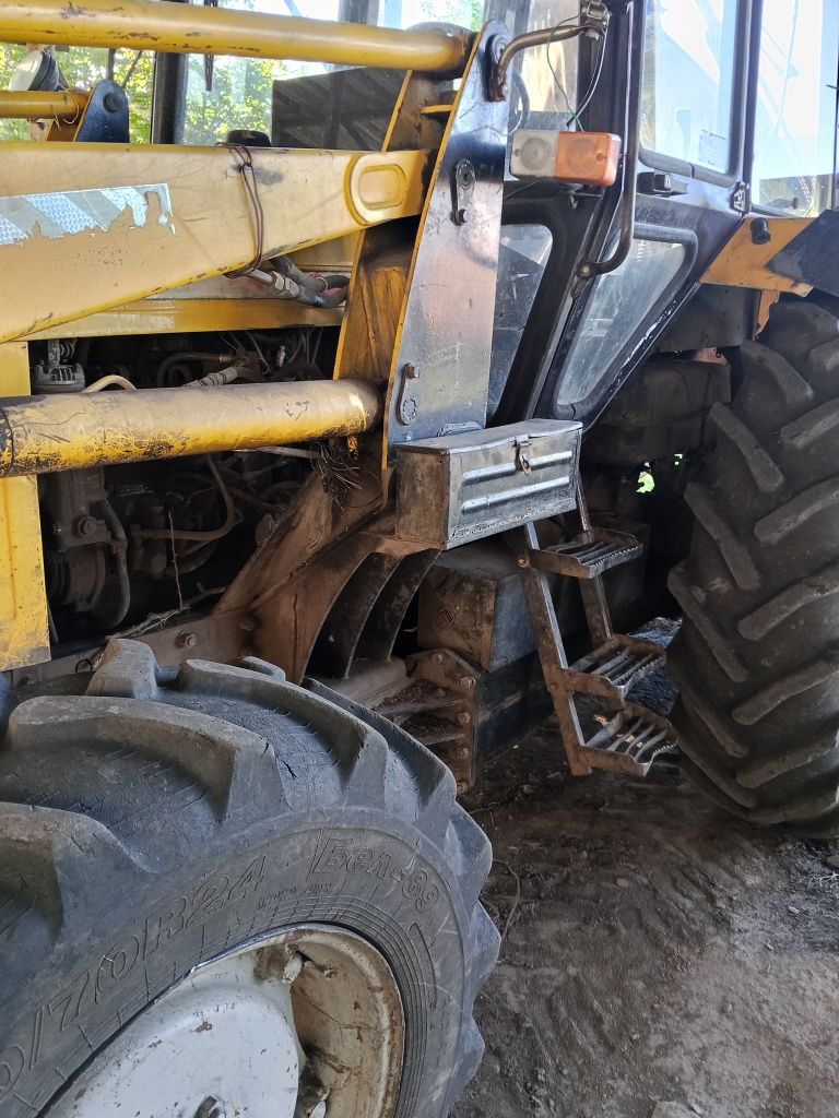 Продам Экскаватор погрузчик МТЗ 82 ,ДЕМ,114