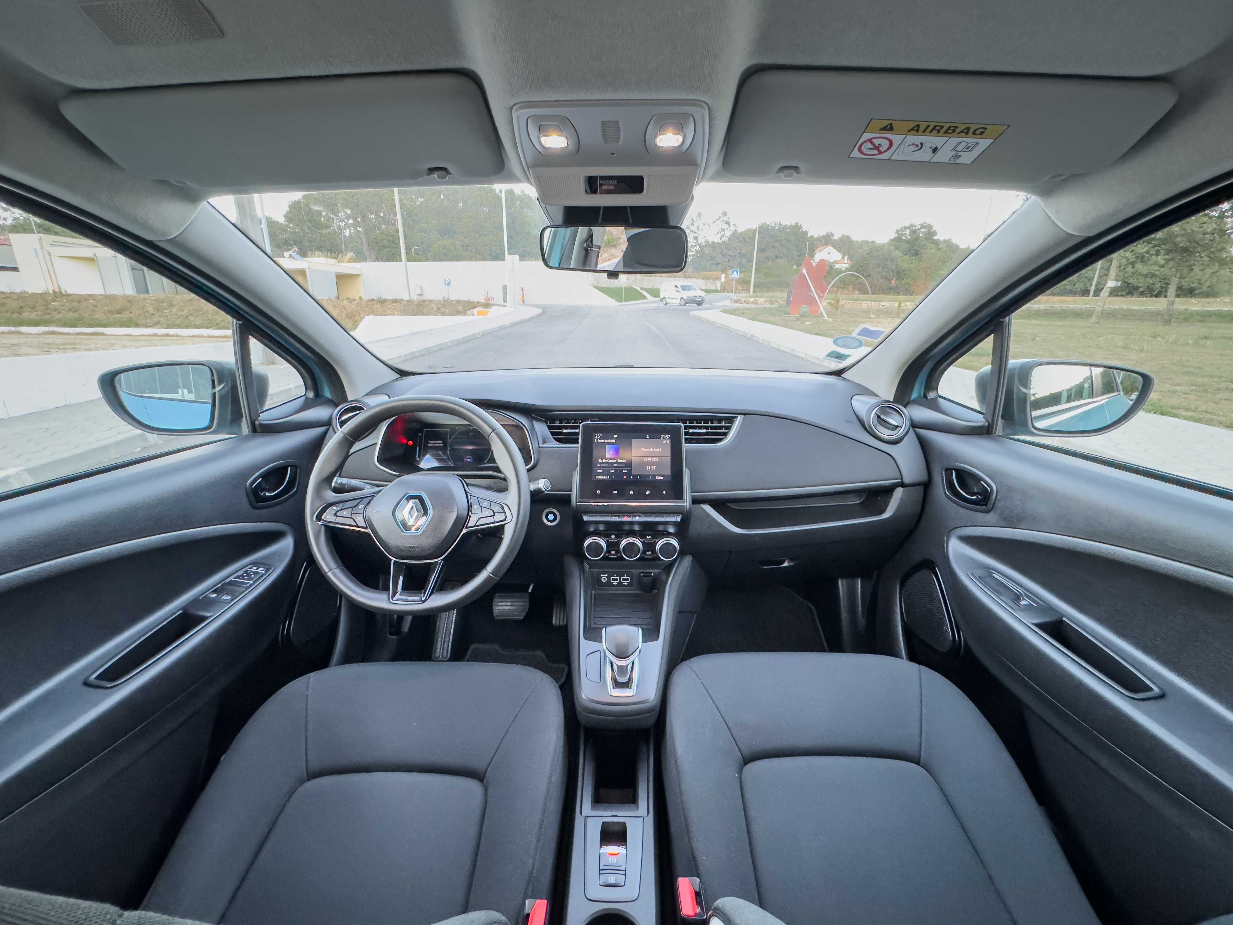 Renault Zoe Life 52kWh (Baterias Próprias) - 2020