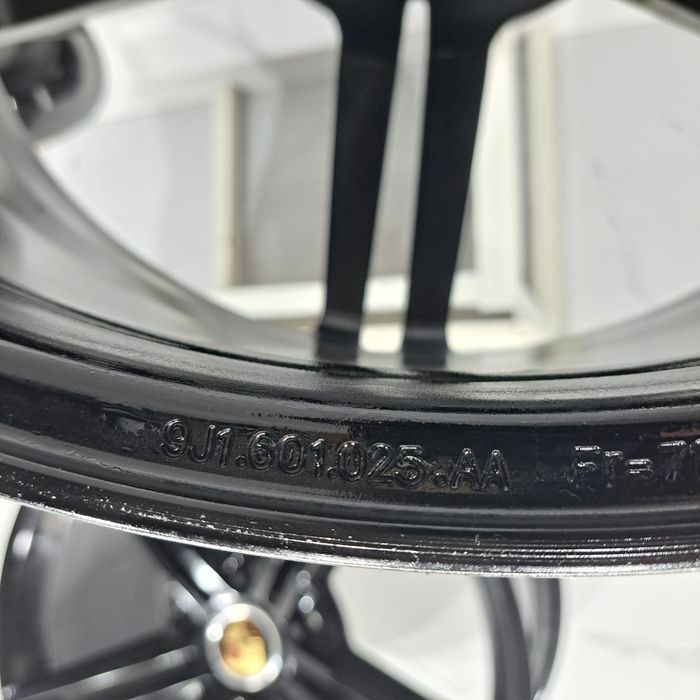 Jantes 21" Originais Porsche Taycan Turbo Mission E 5x130