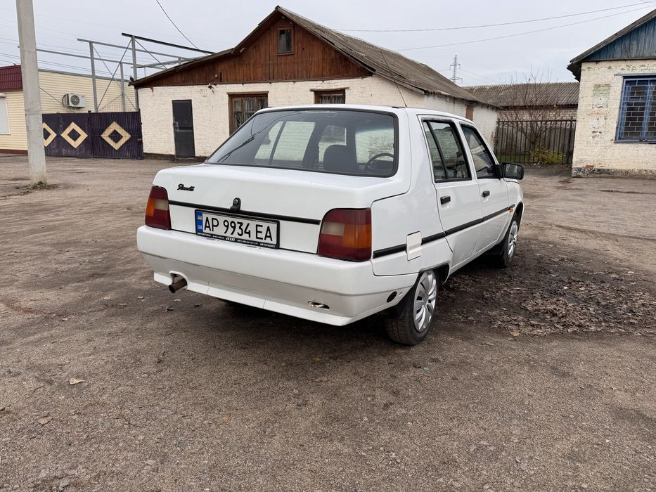 Продам Авто Славута Люкс