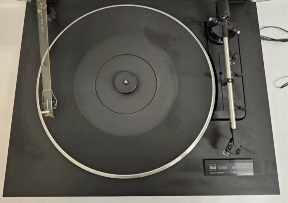 Gramofon Dual CS435. Wyprodukowane w Niemczech