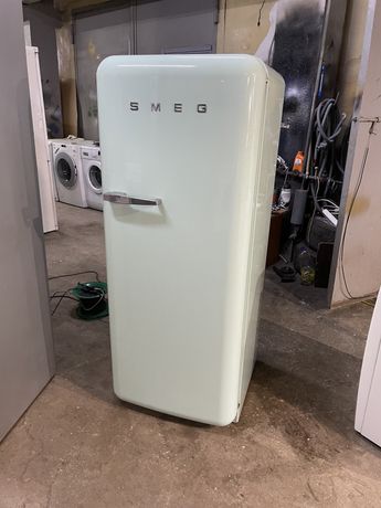 Холодильник Smeg Fab 28 RV