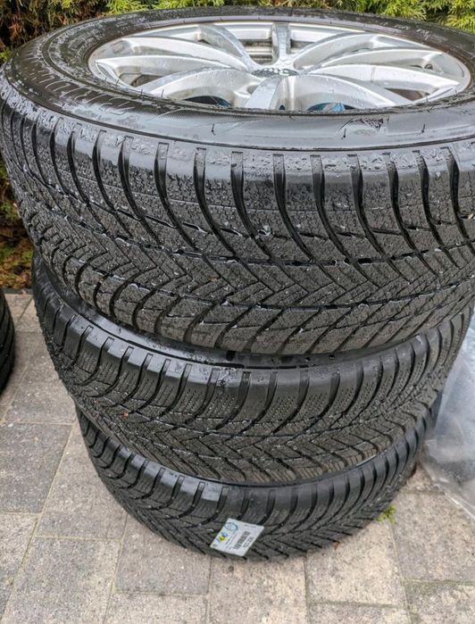 Opony zimowe 225x60x17