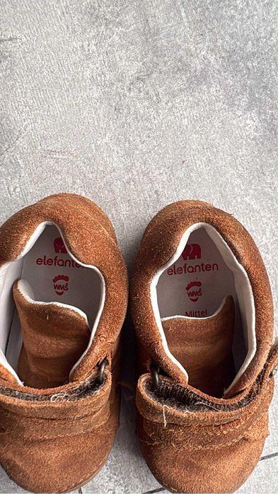 Brązowe buziki rozmiar 21