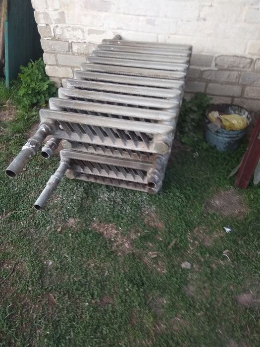 Чугунные радиаторы отопления 150грн секция