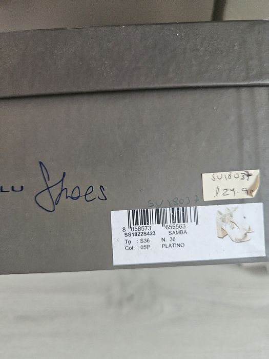 Sapatos tamanho 36