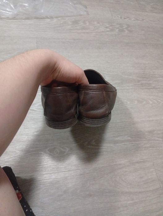 Лофери шкіра 42 розмір Італія FRAU