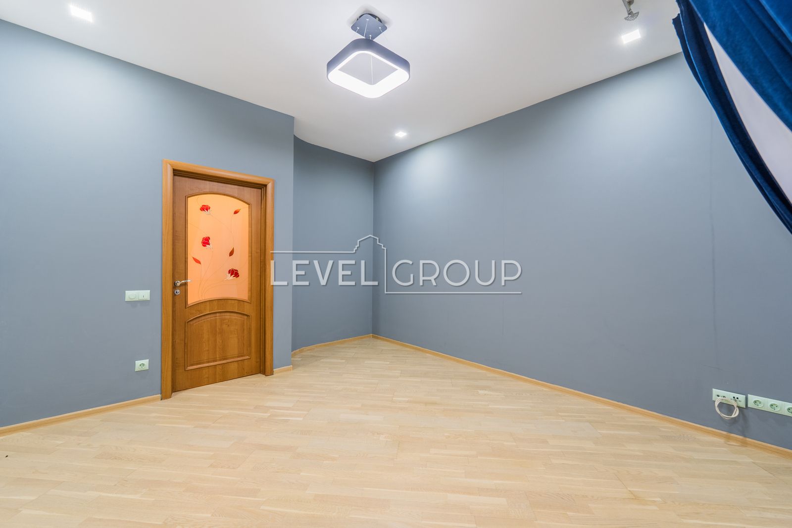 Продажа 5к квартиры (+100кв.м. бонус), Тургеневская, клубный дом.