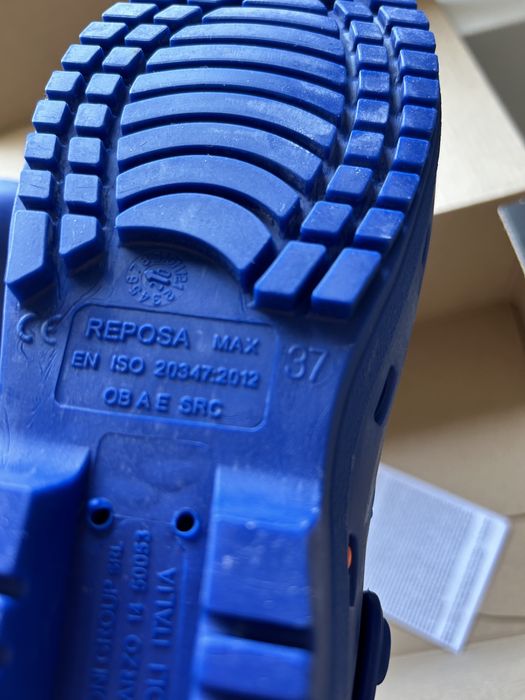 Socas NOVAS marca reposa