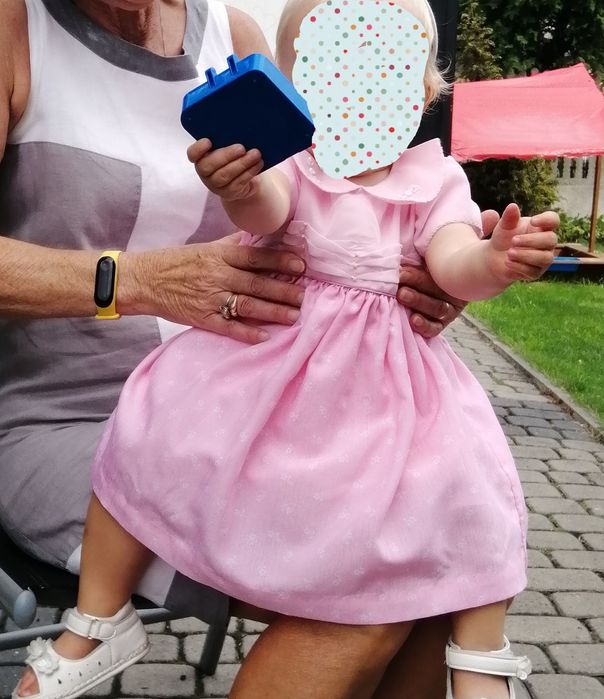 Różowa sukienka wizytowa r. 74