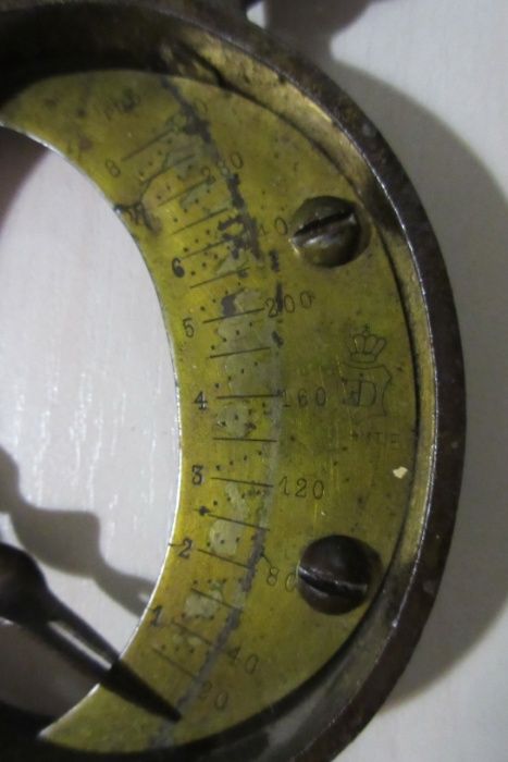 Старинные весы / Кантарик С (с клеймом "ED"), двухмерные