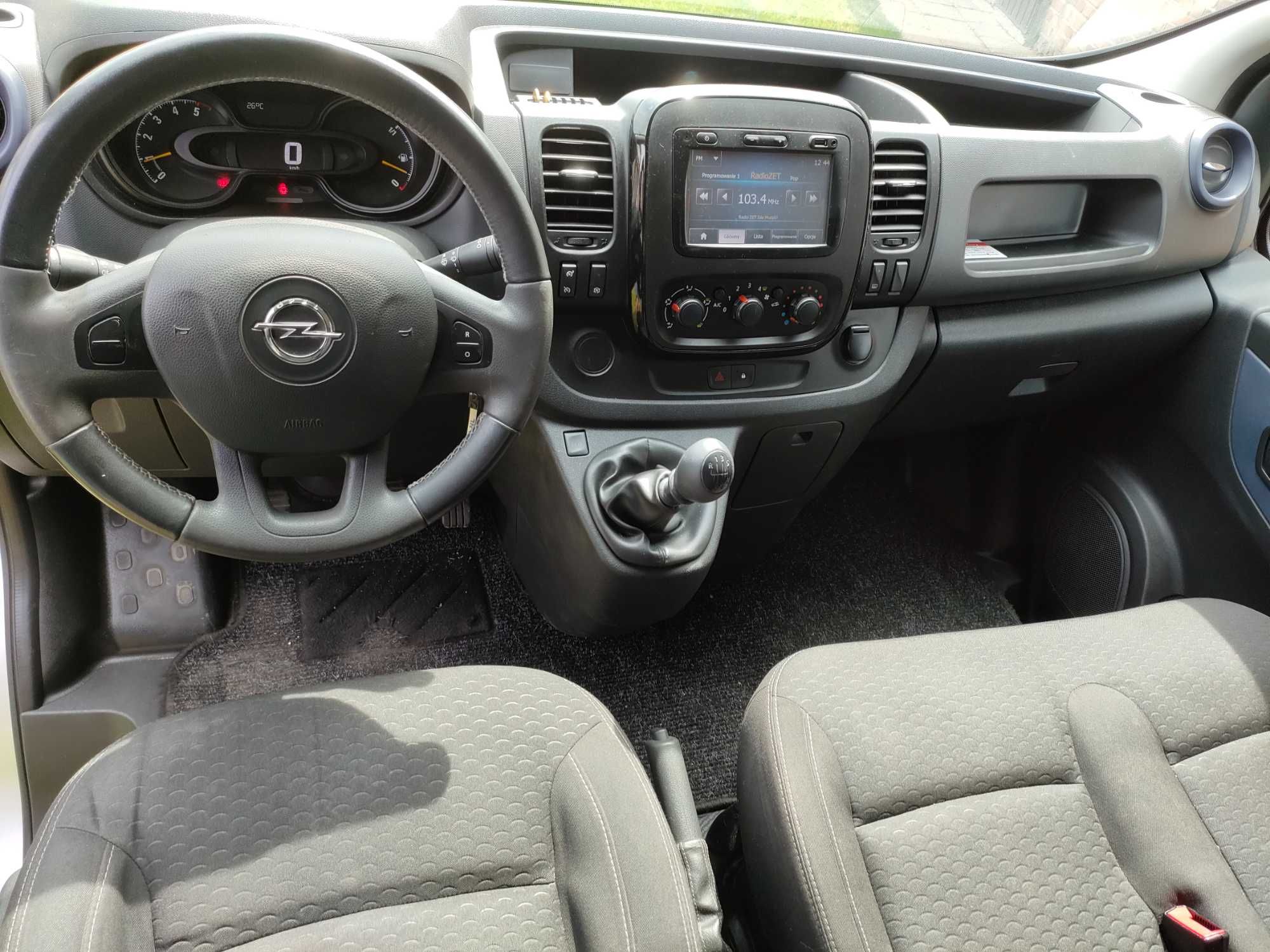 Opel Vivaro  1.6 Bi-Turbo 2015r