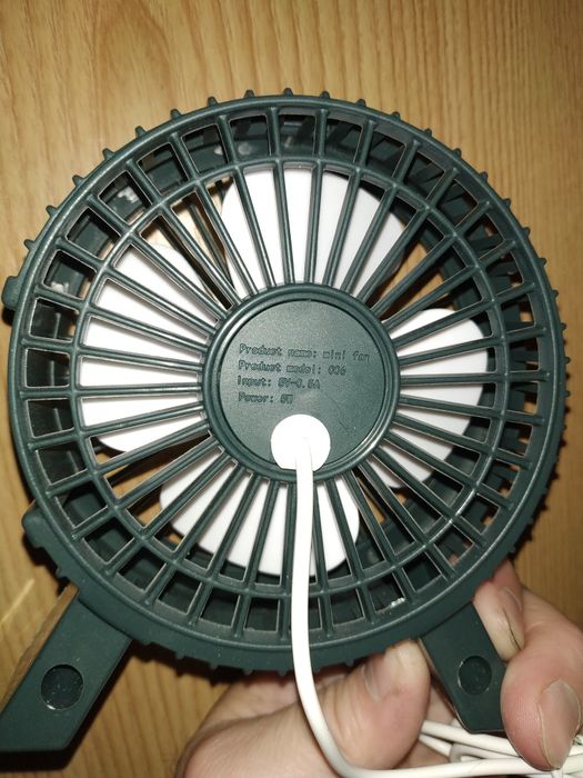 Новый вентилятор. Работает от USB.