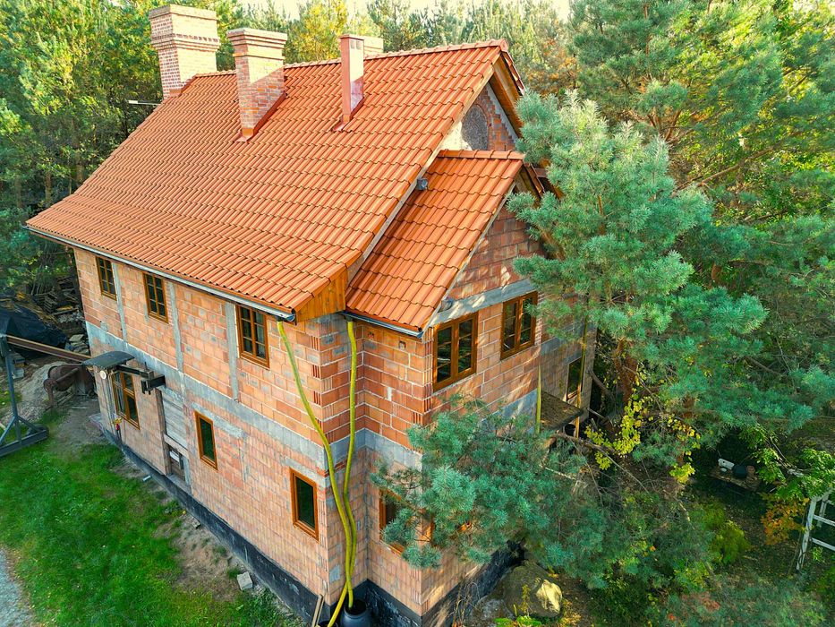 Dom pod lasem 10 km od Wrocław - Leśnica. Do wykończenia nowy dom.