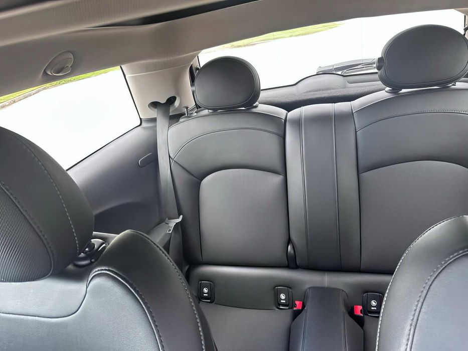 MINI Cooper      2019