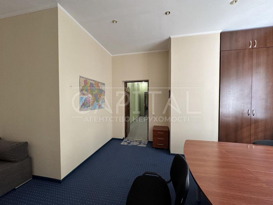 Продаж офісу, вул. Прирічна, Оболонь, Київ
