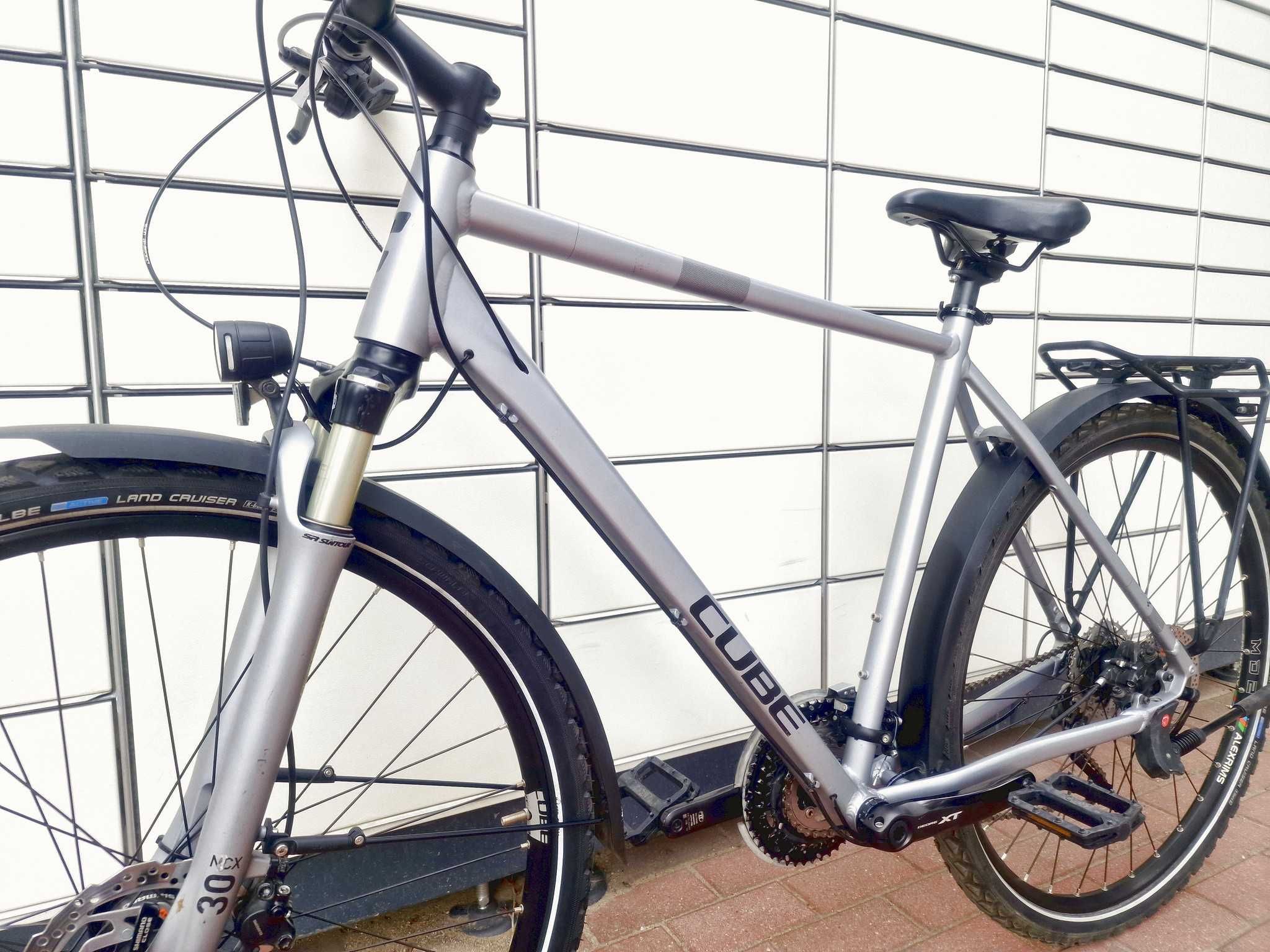 Rower trekkingowy CUBE Nature EXC / r. L / Deore XT 3x10 / Air / FV23%