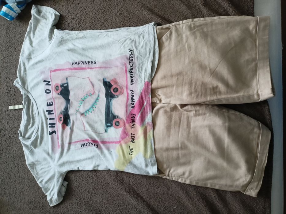 Koszulka bluzka t-shirt Stradivarius