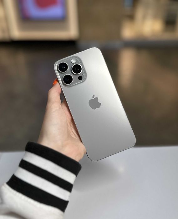 SUPER OFERTA/iPhone 15 Pro Max 256GB/gwarancja 24 msc/ZŁOTE TARASY