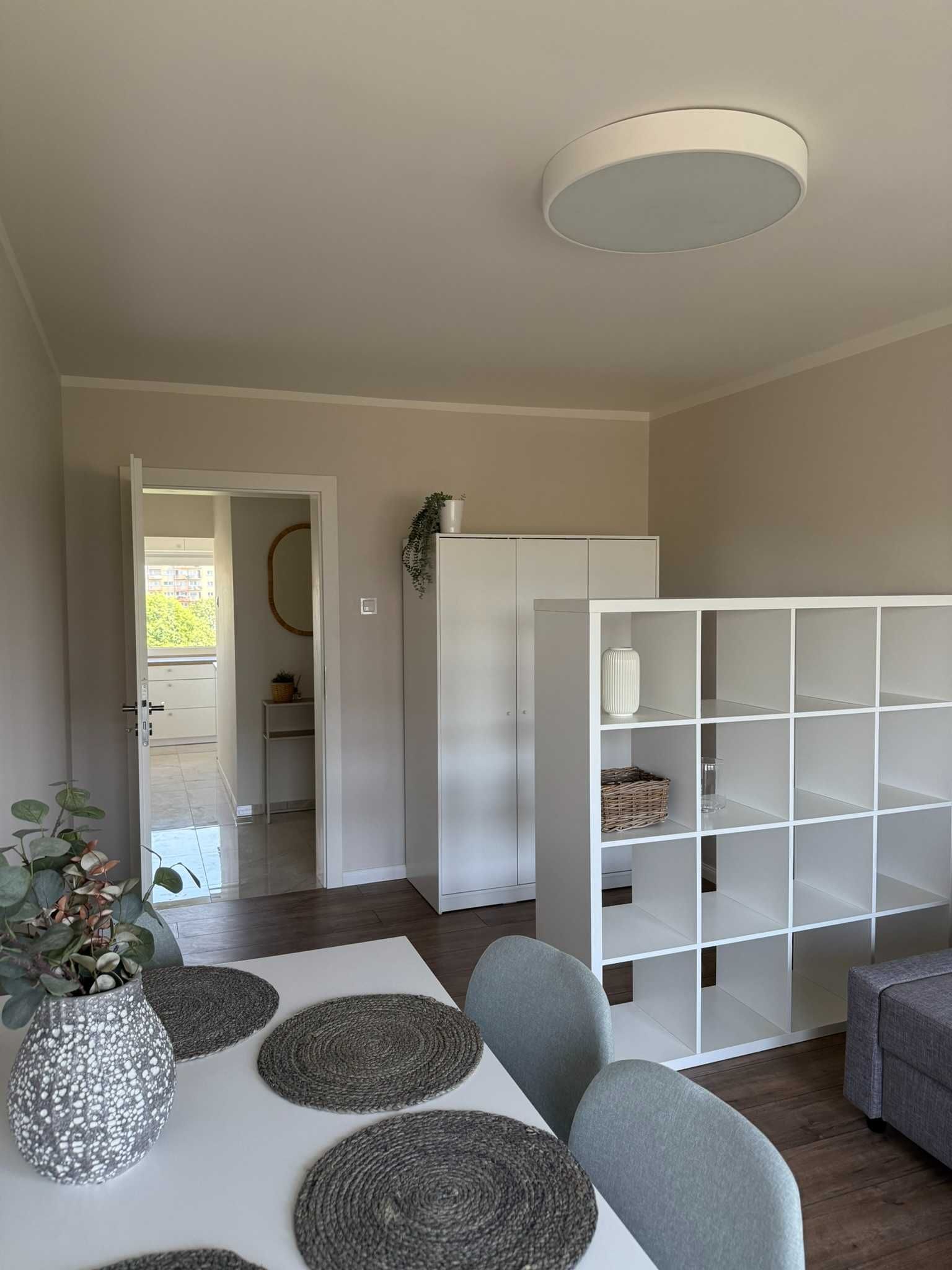3 pokojowe mieszkanie 54 m2 Łódź Pojezierska balkon świeżo po remoncie
