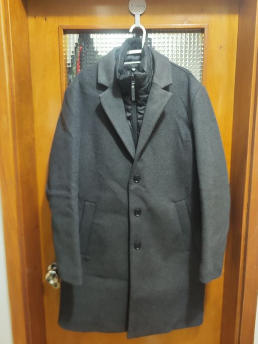 Sobretudo cinzento C&A