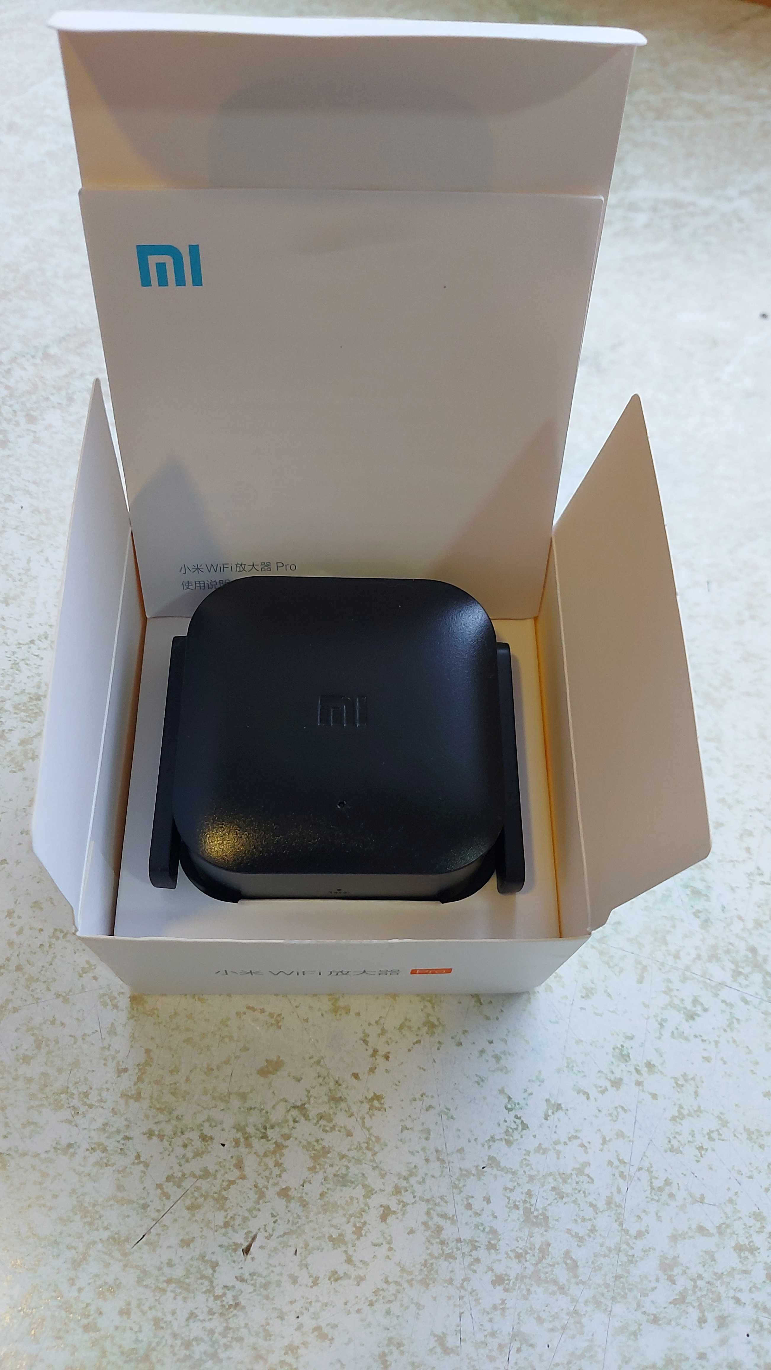 Мощный усилитель сигнала Xiaomi MI Pro WiFi Amplifier
