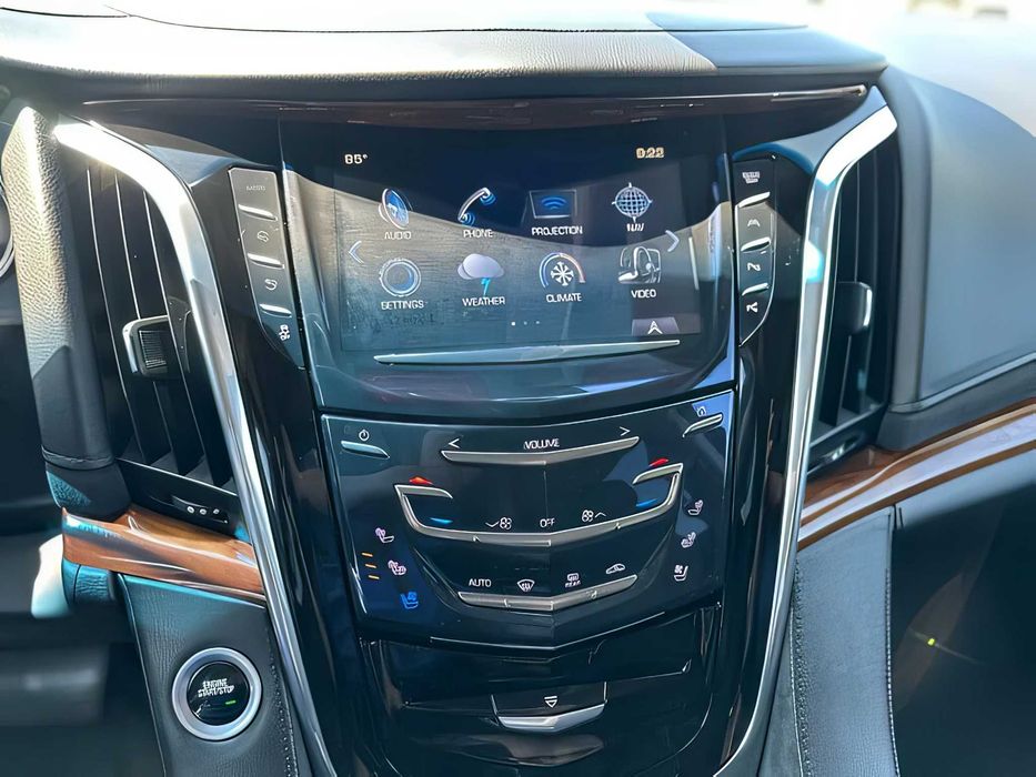 Cadillac Escalade      2017