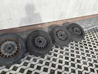 stalowki 5x112 15 cali vw AG z oponami zimowymi w srednim stanie