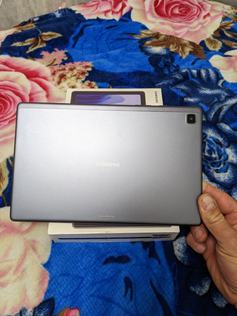 Samsung tab a7 64Gb