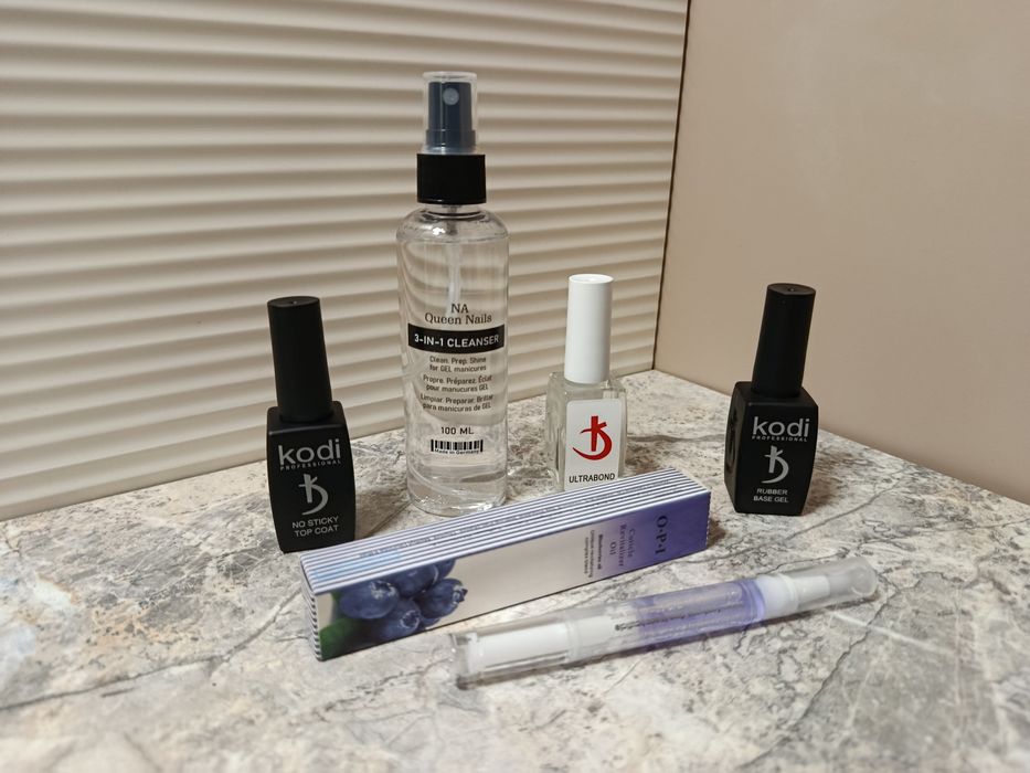 Набір для манікюру з гель лаком Kodi та допоміжні матеріали
