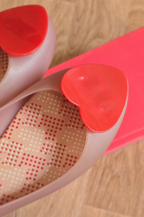 СердеШні балетки Melissa з ароматом жуйки