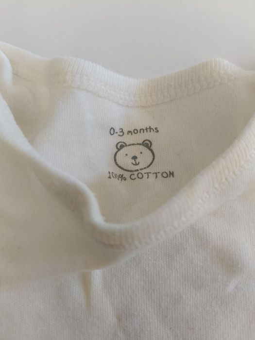 Białe body dziecięce r 56 do odświeżenia stan jak na zdjęciu