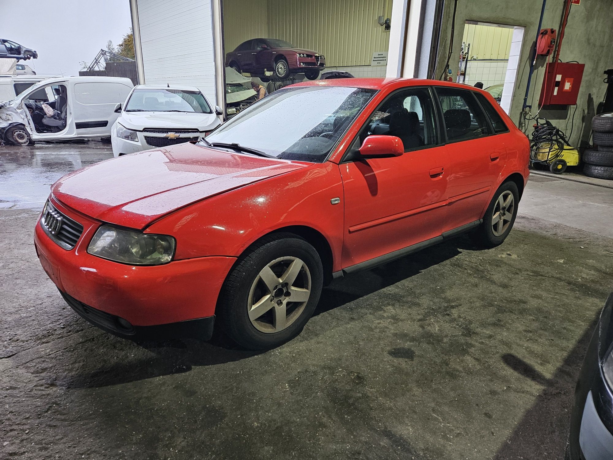 Audi A3 8L 1.9 TDi 110CV de 2001 para peças