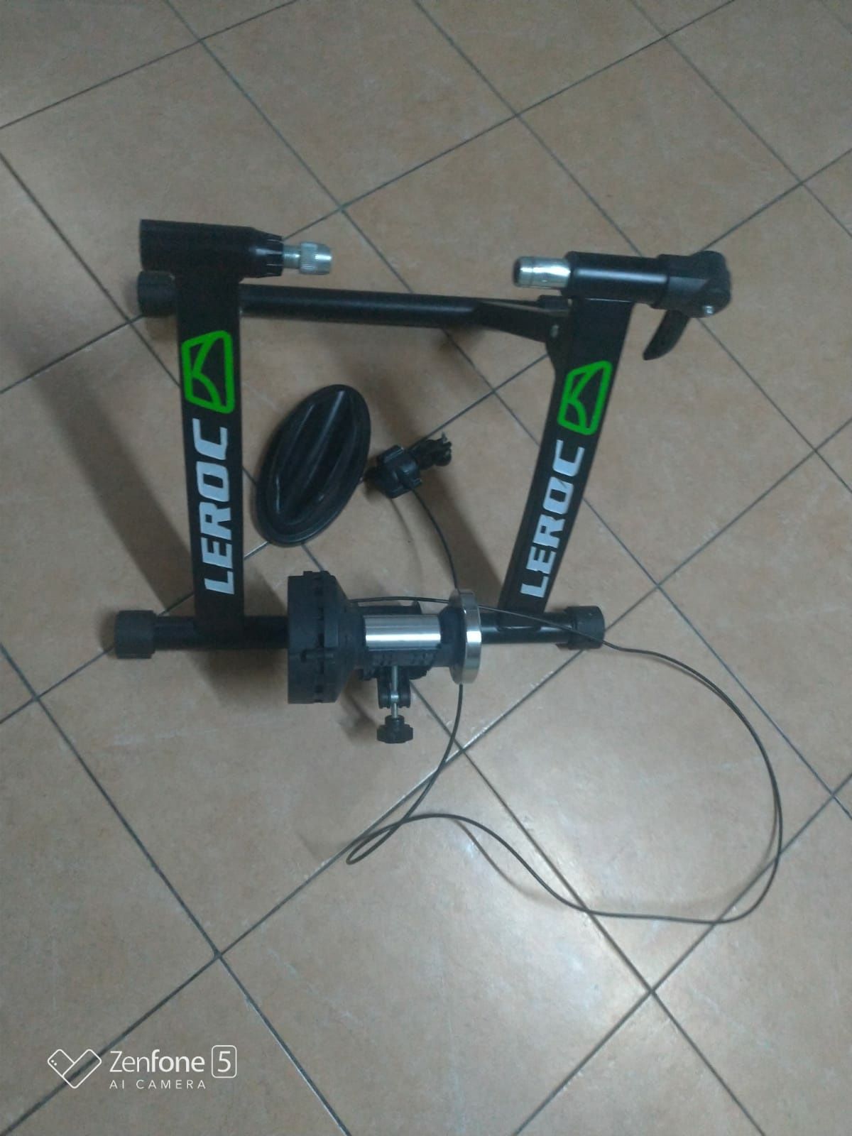 Suporte universal de bicicleta estática