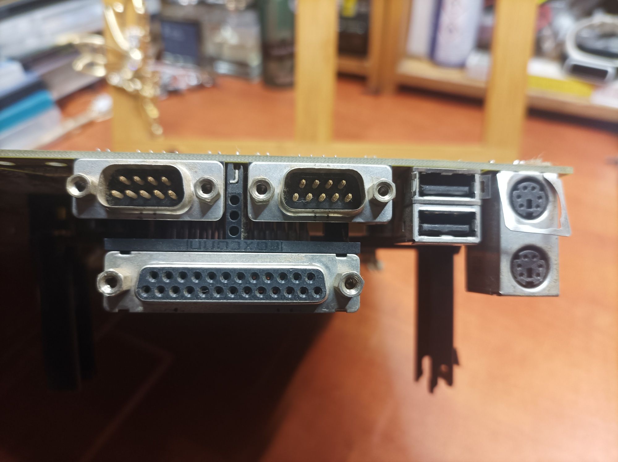 Asus P2B-S - Slot 1
