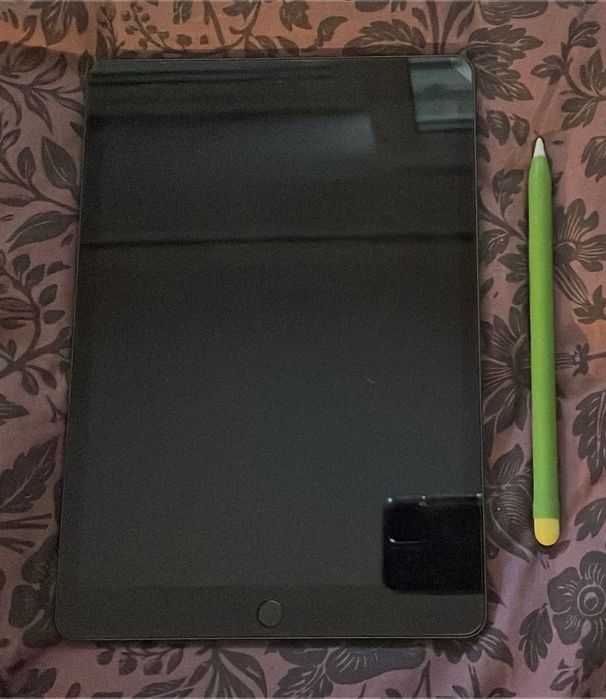 Ipad 7a Geração 64GB + Apple Pencil 1a Geração + Acessórios