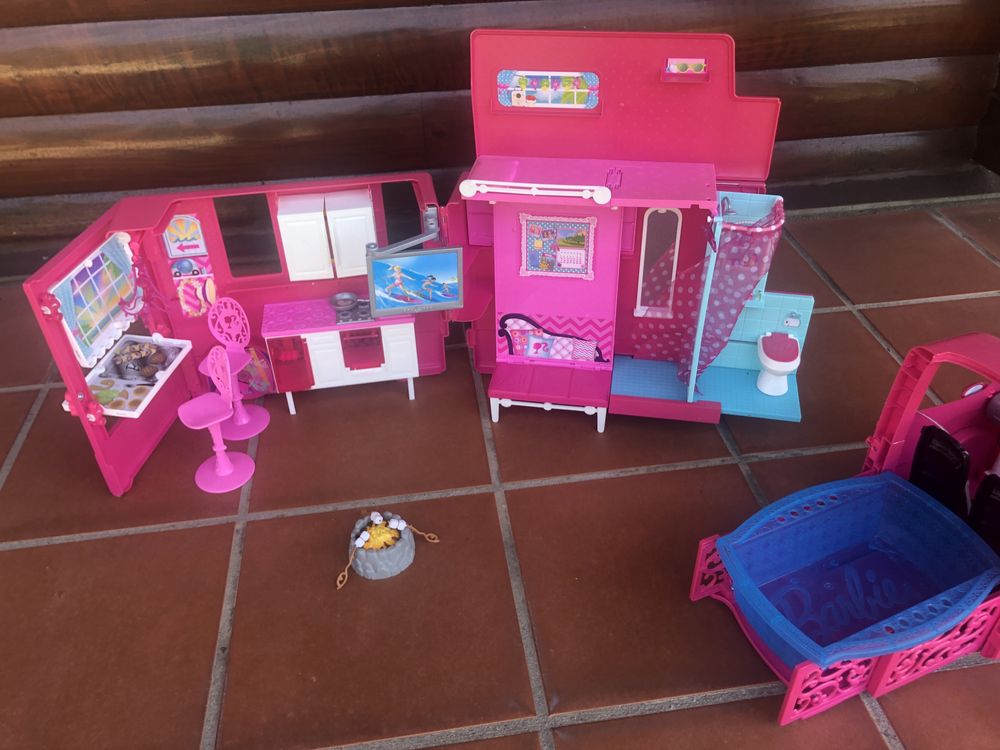 Auto Caravana da Barbie