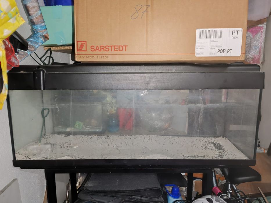 Aquário 100x40cm usado