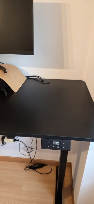 Secretárias elevatórias (conjunto ou separado)